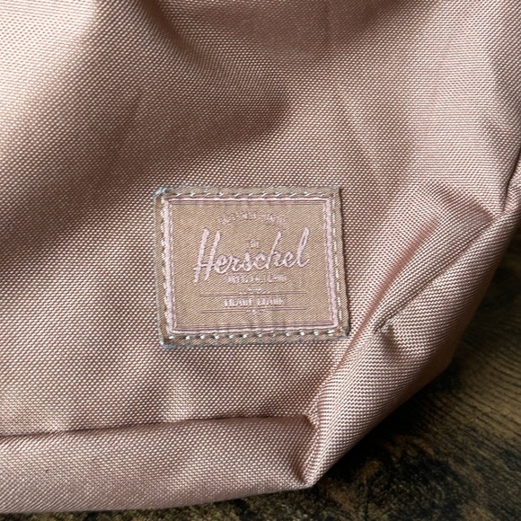 Herschel Supply Co. Fourteen Belt Bag Tan Gold Zipper Adjustable Fanny Pack - Picture 2 of 7